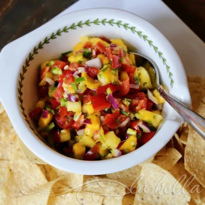 3 Ingredient Fabulous Salsa... Delicious