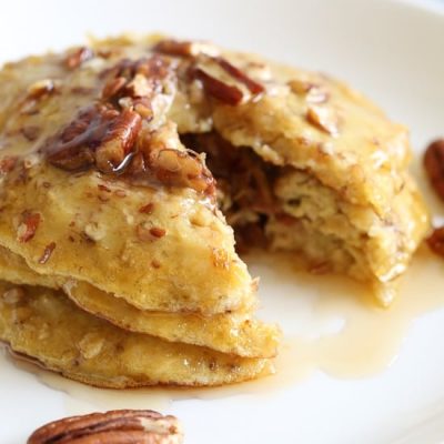 4-Ingredient Flourless Banana-Nut Pancakes