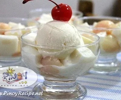 Almond Jelly With Fruit Salad