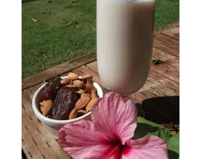 Almond Milk Vegan