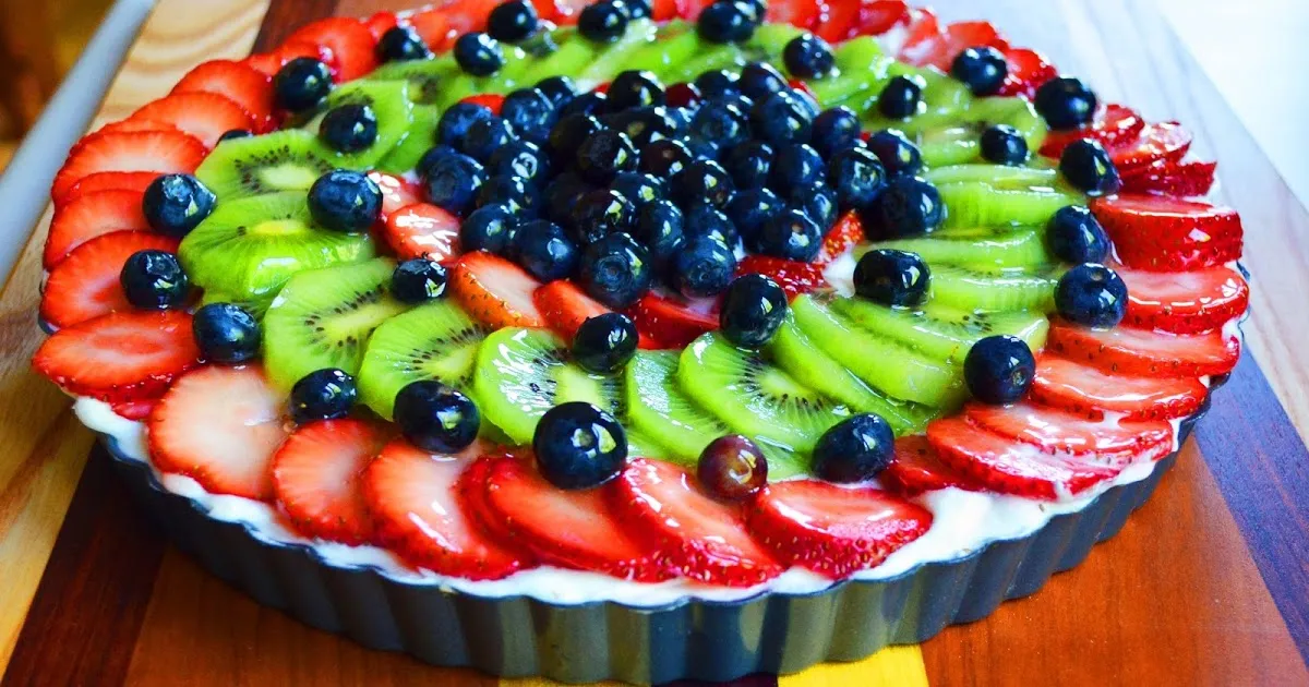 Amys Fruit Pizza