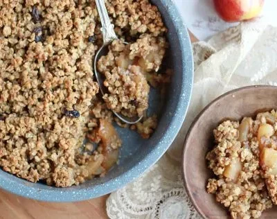 Apple Crumble With Granola Topping