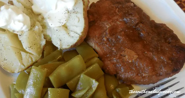 Applesauce Barbecue Pork Chops