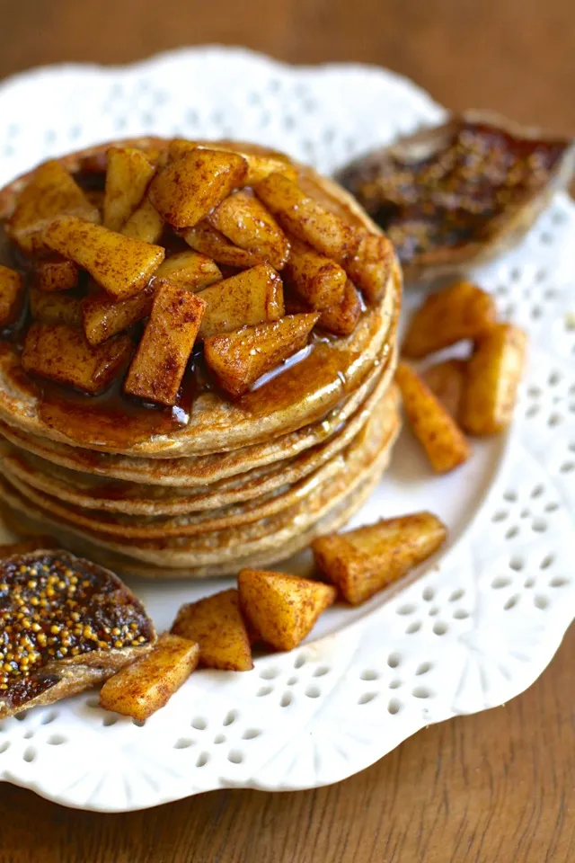 Applesauce Oat Pancakes