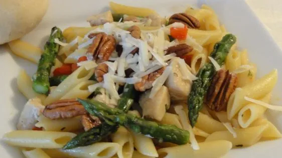 Asparagus Pasta With Toasted Pecans