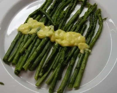Asparagus With Hollandaise