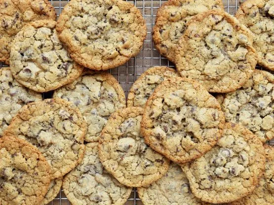 Authentic Mrs. Fields Chocolate Chip
