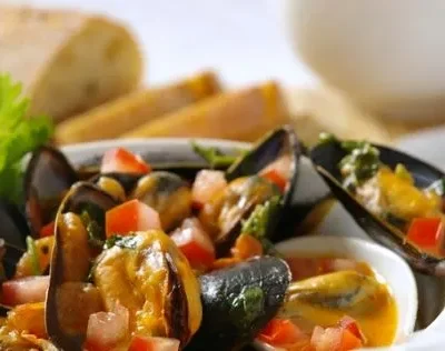 Authentic Thai-Style Curry Mussels Recipe
