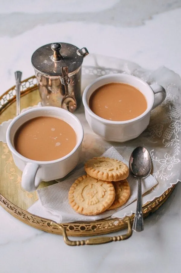 Authentic Yuanyang: The Ultimate Hong Kong-Style Tea and Coffee Blend Recipe