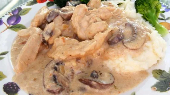 Authentic Zurich-Style Creamy Veal Cutlets Recipe