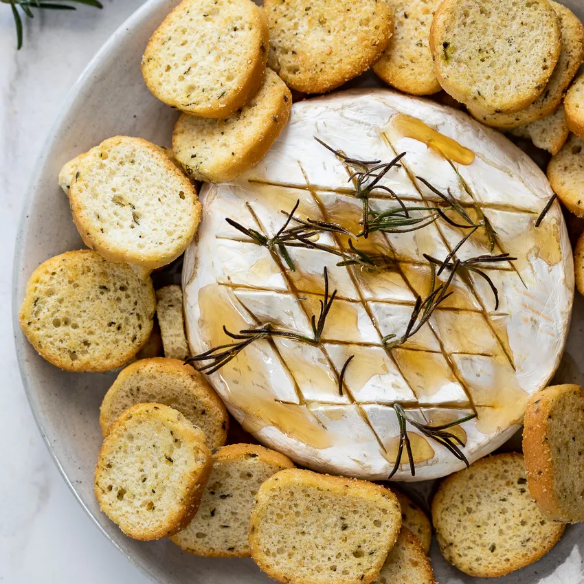 Baked Garlic, Brie, And Bread