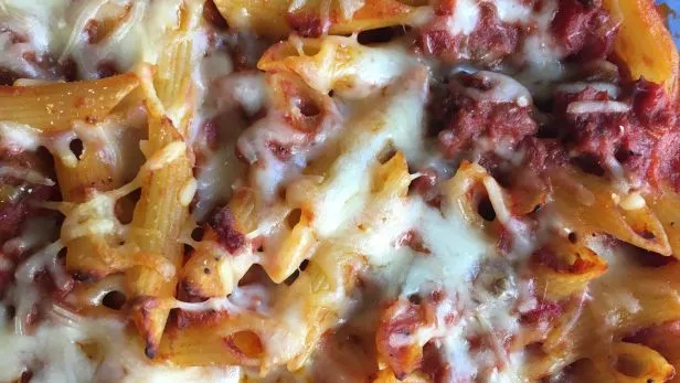 Baked Penne With Ground Beef And Tomato Sauce