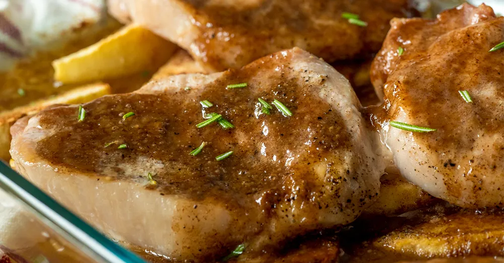 Baked Pork Chops And Apples