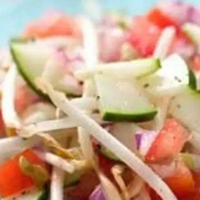 Bean Sprout And Spinach Salad