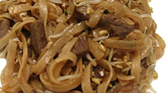 Beef With Rice Noodles Kway Teow