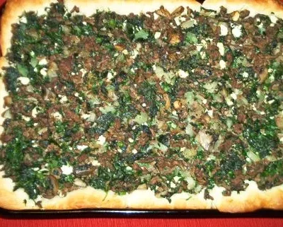 Beef and Spinach Biscuit Casserole Recipe