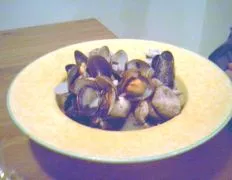 Beer Steamed Mussels