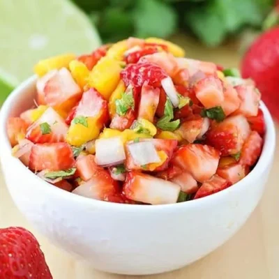 Blend & Chill Strawberry Salsa