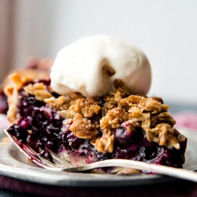 Blueberry Crumb Pie