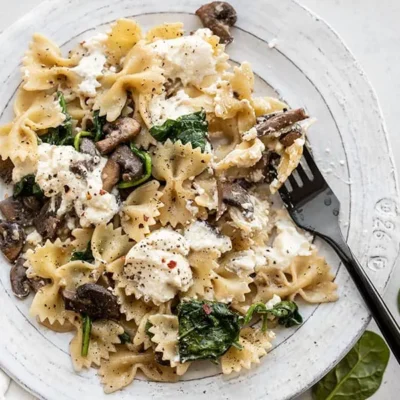 Budget-Friendly Garlic & Mushroom Pasta