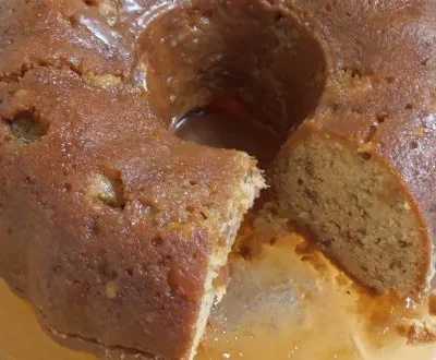 Caramel Apple Coffee Cake