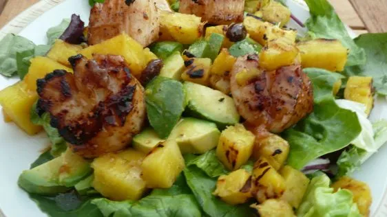 Caribbean Grilled Scallop Salad