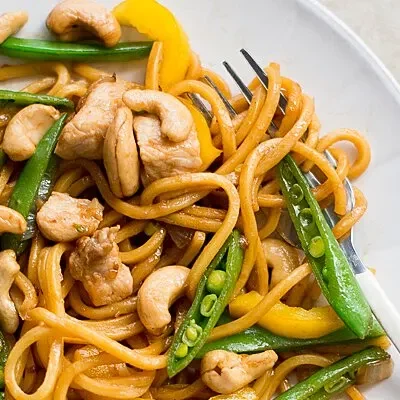 Cashew Chow Mein