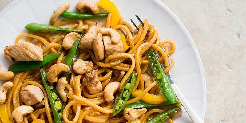 Cashew Chow Mein