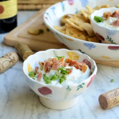 Cheesy Bacon And Chives Dip