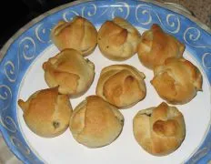 Cheesy Chicken Spinach Appetizer Puffs