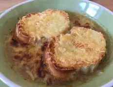 Cheesy French Bread Onion Soup