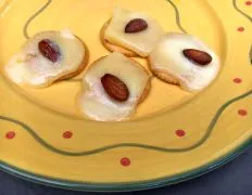 Cheesy Ritz Cracker Melts