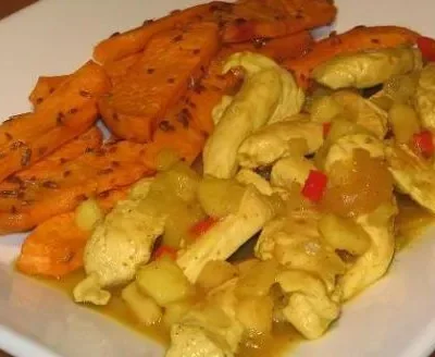Chicken Breasts With Apple Curry Sauce