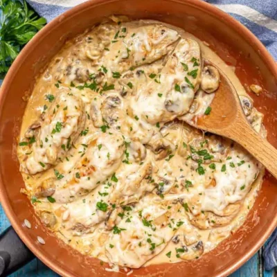 Chicken Breasts With Cheese Sauce