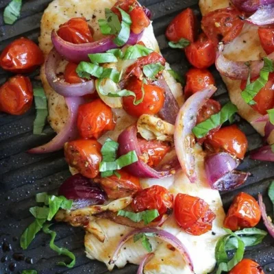 Chicken With Roasted Tomato And Red Onion