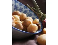 Chile Roasted Macadamia Nuts