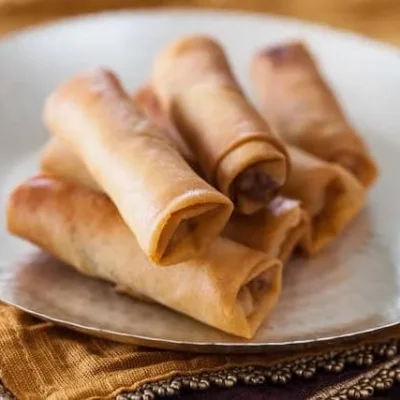 Chinese Pork Or Chicken Rolls