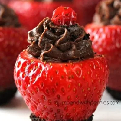 Chocolate Cheesecake Strawberries