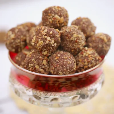 Chocolate Rum Balls No Bake