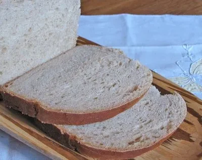 Cinnamon Vanilla Bread with a Sour Cream Twist