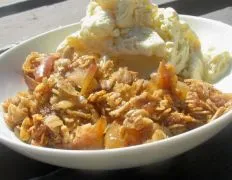 Classic American Apple Crisp Recipe