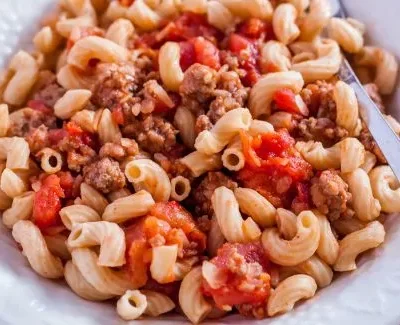 Classic American Hamburger Goulash Recipe