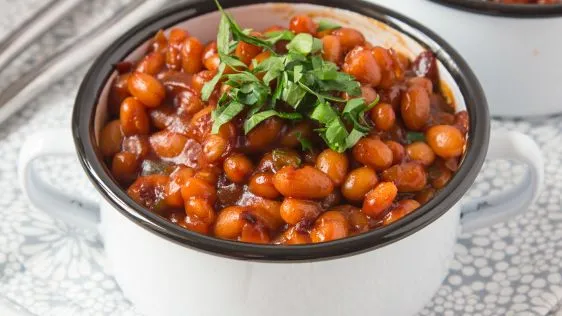 Classic Crock Pot Boston Baked Beans