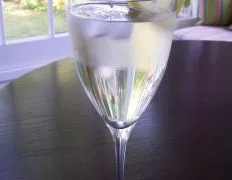 Classic White Wine Spritzer