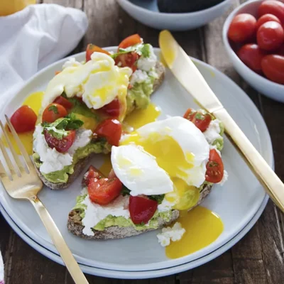 Creamy Avocado And Cherry Tomato Toast