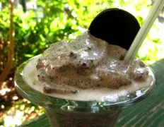 Creamy Cookies & Cream Milkshake Recipe for Home Chefs