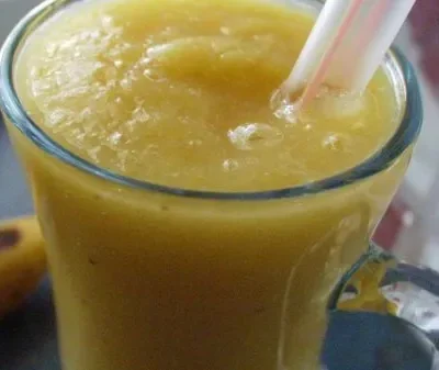 Creamy Mango Smoothie for Cozy Winter Mornings