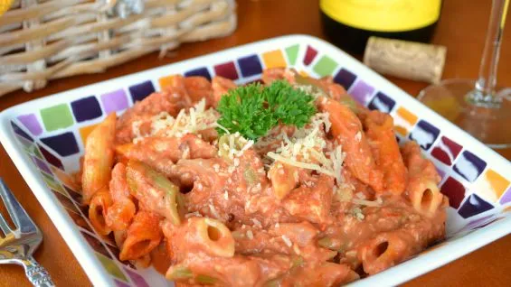 Creamy Pink Vodka Sauce With Penne