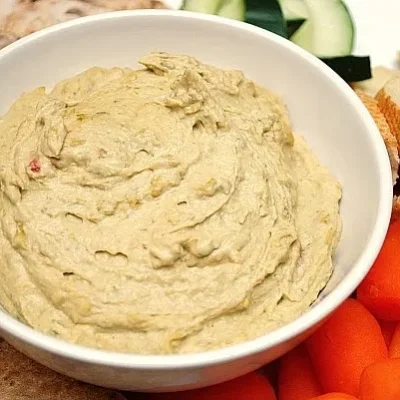 Creamy Spinach Artichoke Hummus Recipe: A Healthy Dip Alternative
