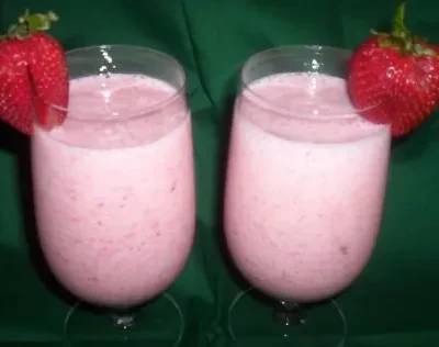 Creamy Strawberry Bliss Smoothie Recipe